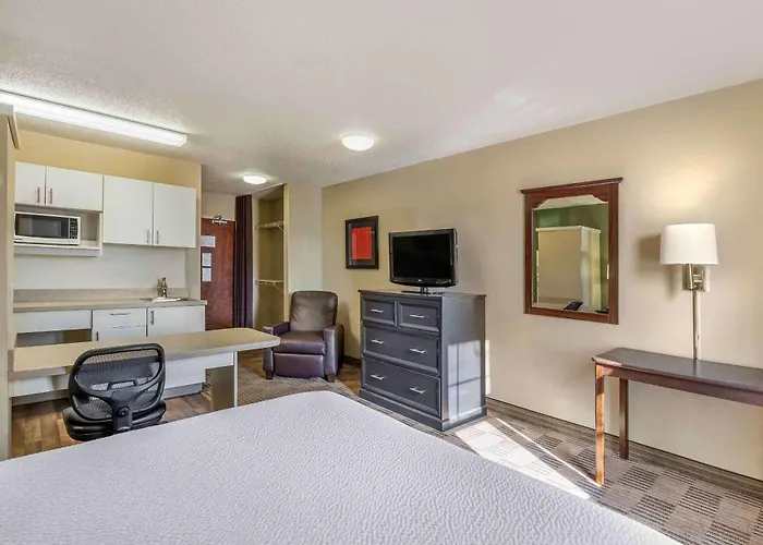 Extended Stay America Select Suites - Chicago - Downers Grove