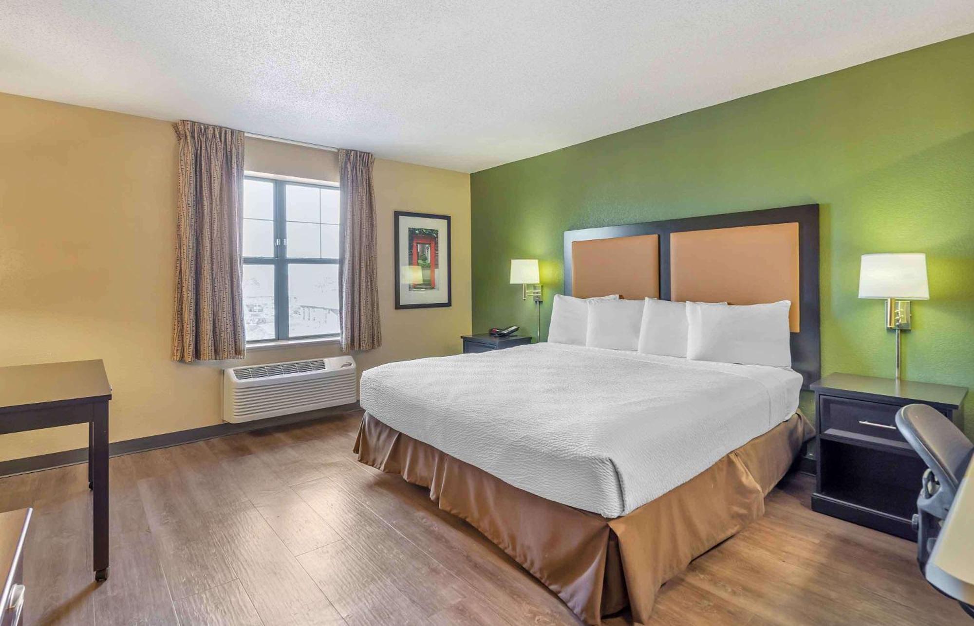 Extended America Select - Chicago - Hotel
